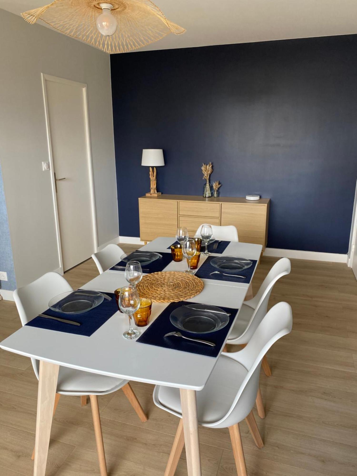 Appartement 65M2 Avec Balcon Vues Partielles Mer A 150M De La Plage Et Centre, Wifi Et Parking Prive بلونفيل سور مير المظهر الخارجي الصورة