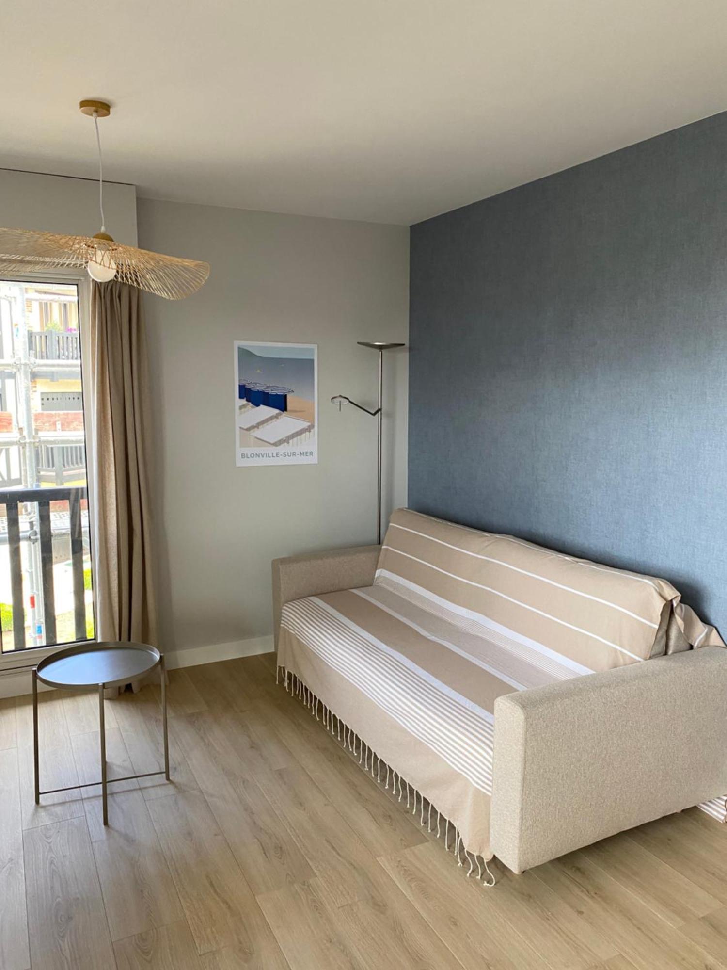 Appartement 65M2 Avec Balcon Vues Partielles Mer A 150M De La Plage Et Centre, Wifi Et Parking Prive بلونفيل سور مير المظهر الخارجي الصورة